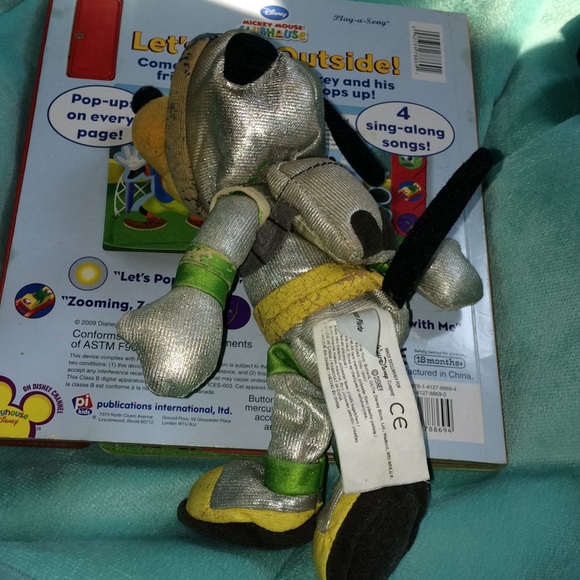 Disney Mickey Mouse Club book bundle Pluto Goofey - Picture 6 of 8